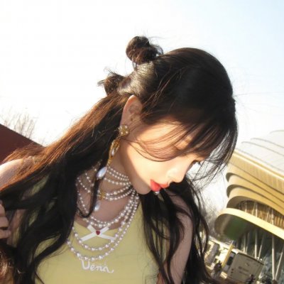 绿草如阴